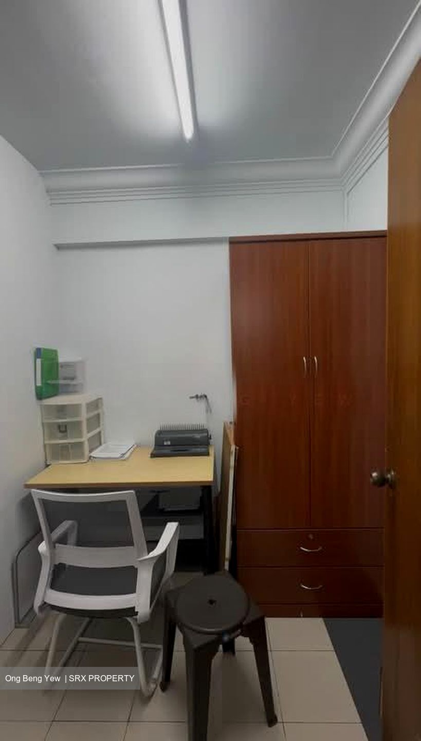 Bedok North Street 1 (D16), Shop House #531230571